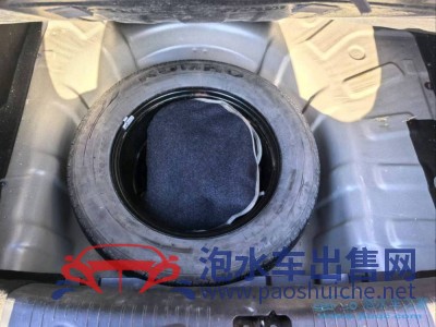 13年現(xiàn)代悅動小型車